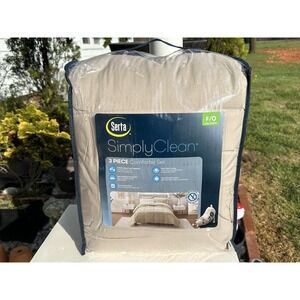 Serta Simply clean 3 piece Comforter set Size Full/Queen Coffee / Light Brown